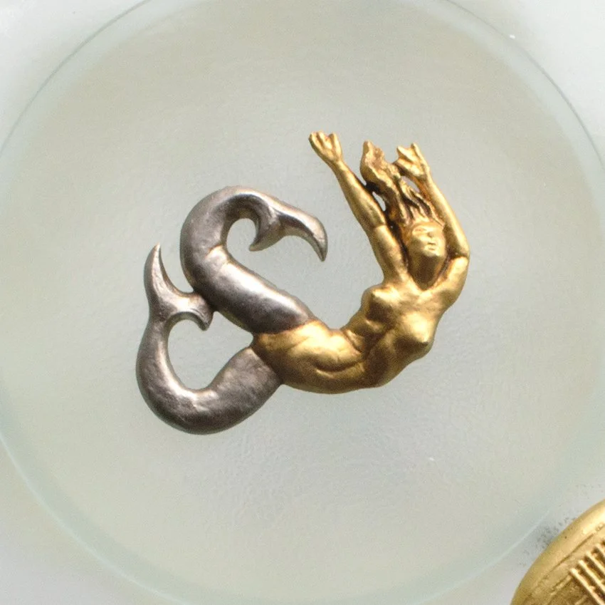 Swedish_Grace_chandelier_mermaid_ships_9.jpg