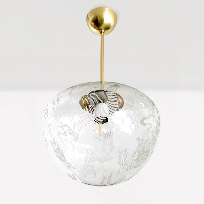 Scandinavian_modern_zebra_glass_pendant_3.jpg