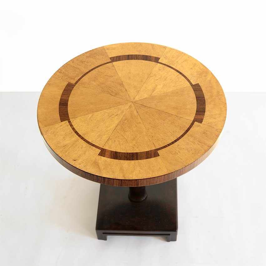 Swedish_-Art_Deco_side_talbe_with_marqetry_7.jpg