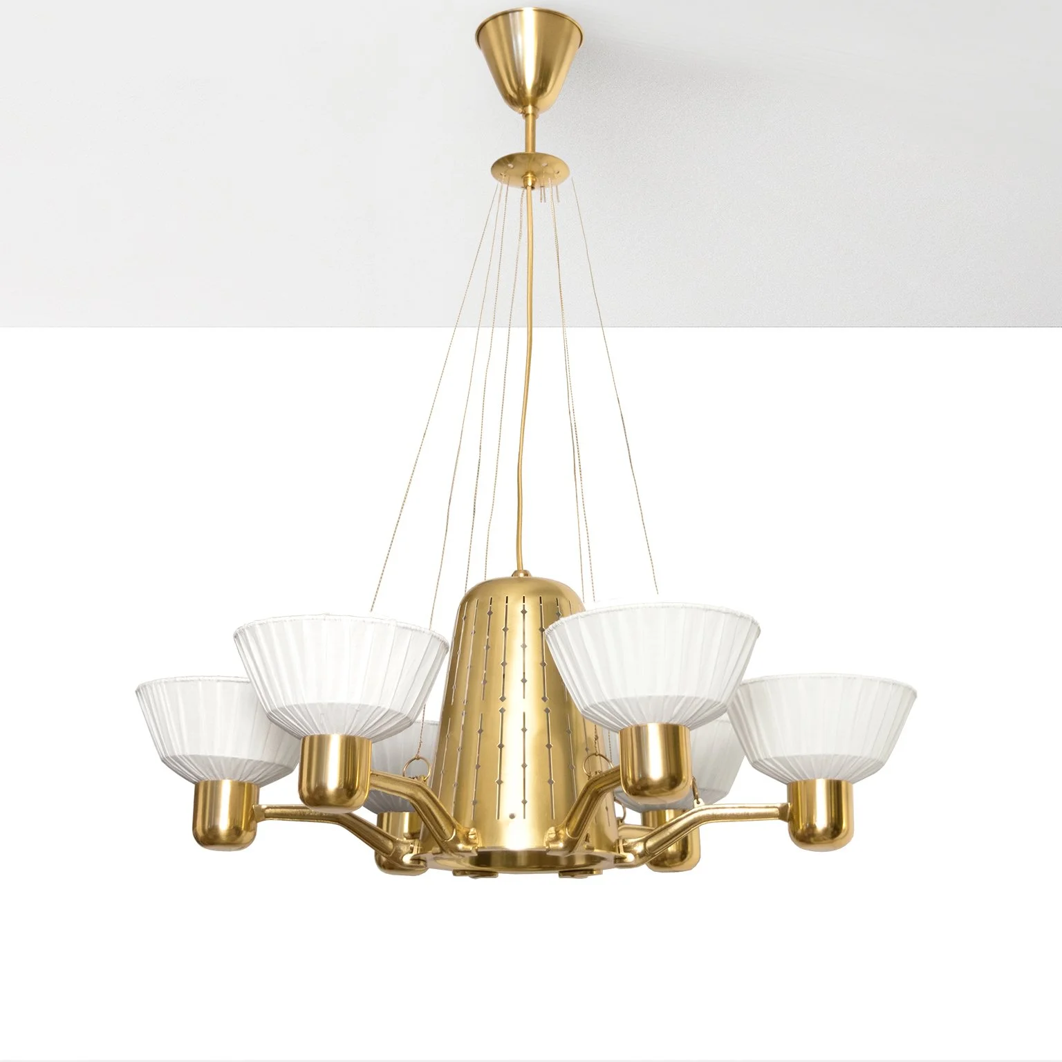 Scaninavain_modern_66_shade-chandelier_1.jpg