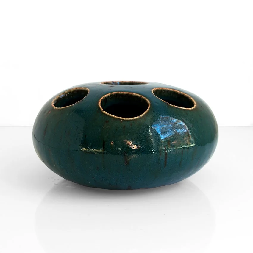 Marianne_Westman_vase_scultpure_with_holes_5.jpg