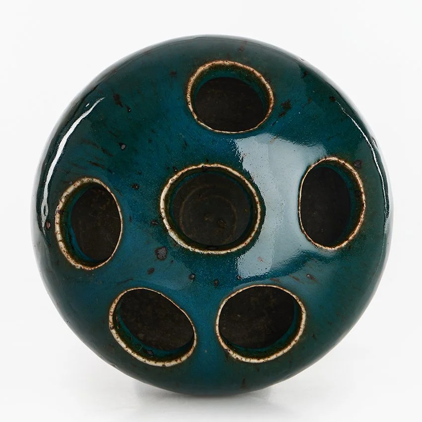 Marianne_Westman_vase_scultpure_with_holes_9.jpg.jpg