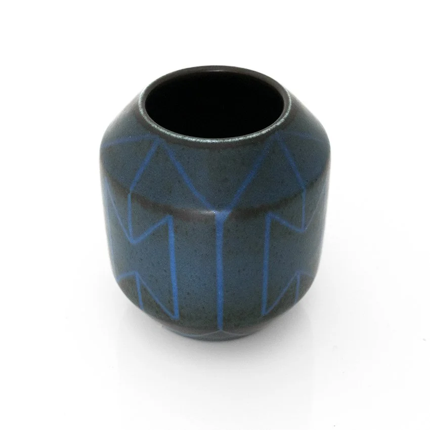 EINAR_LYNGE-AHLBERG_blue_vase_Rorstrand_3.jpg