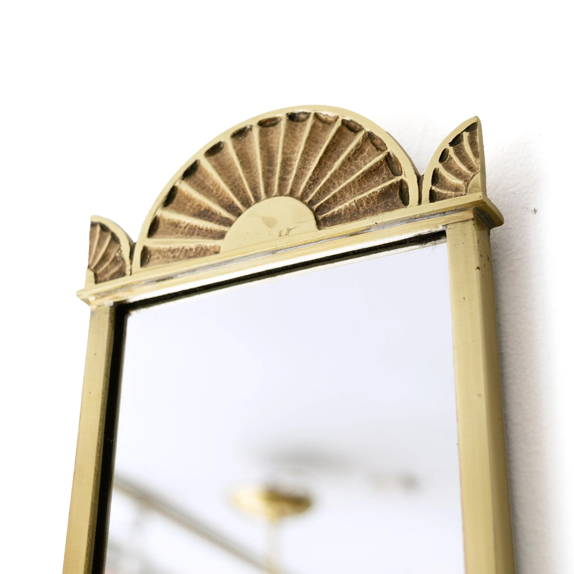 Swedish_Grace_mirror_sconces_5_psd.jpg
