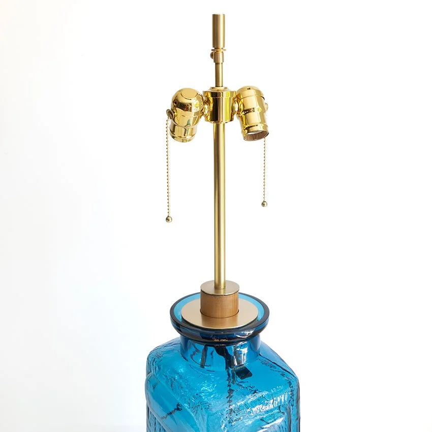 blue_glass_table_lamp_Pukeberg_2.jpg