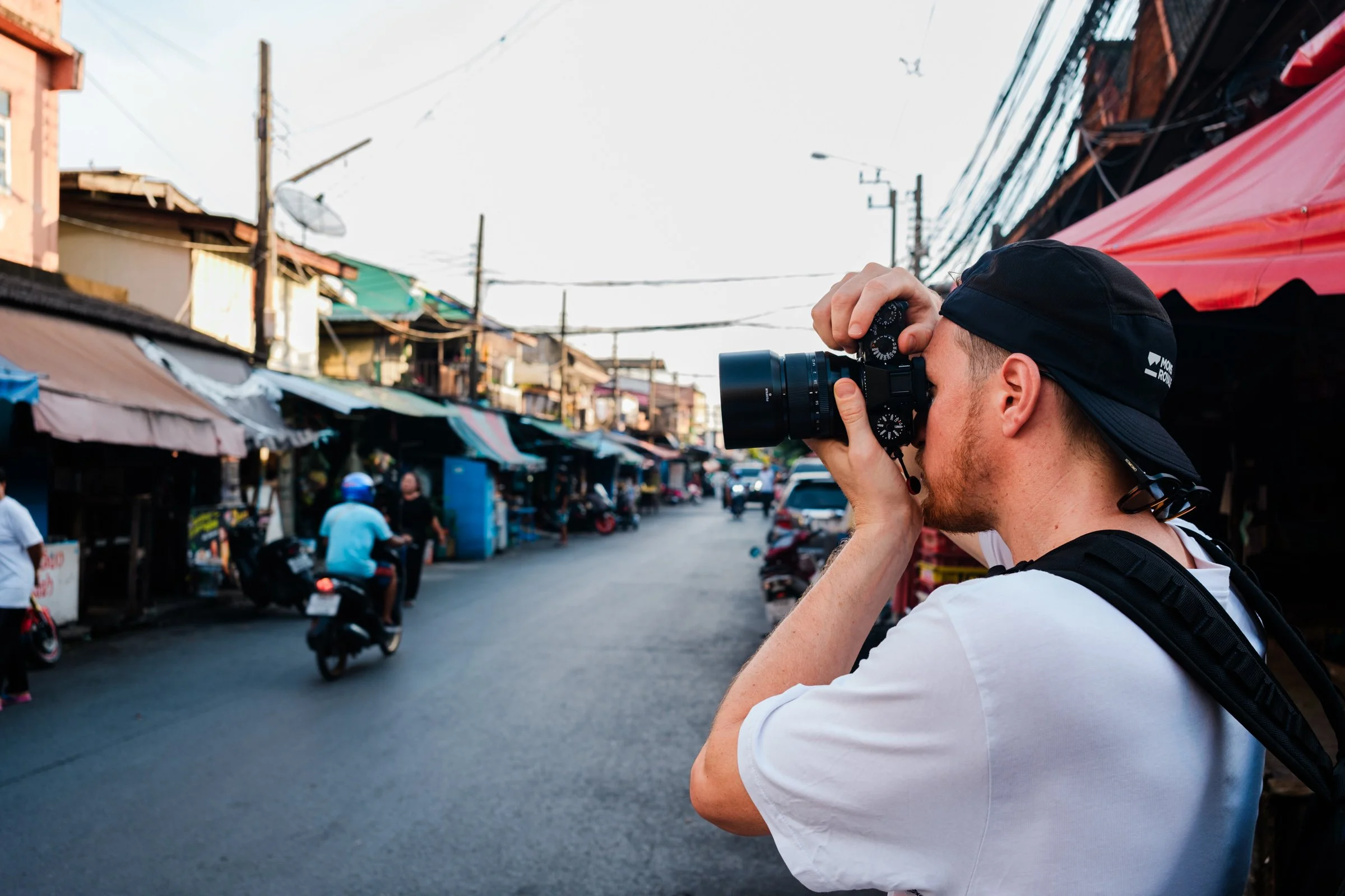 Bangkok_Streetfotografie_Kamera2_XE50-64.jpg