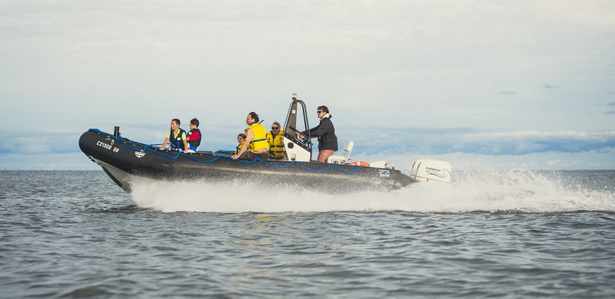 family_boating.jpg