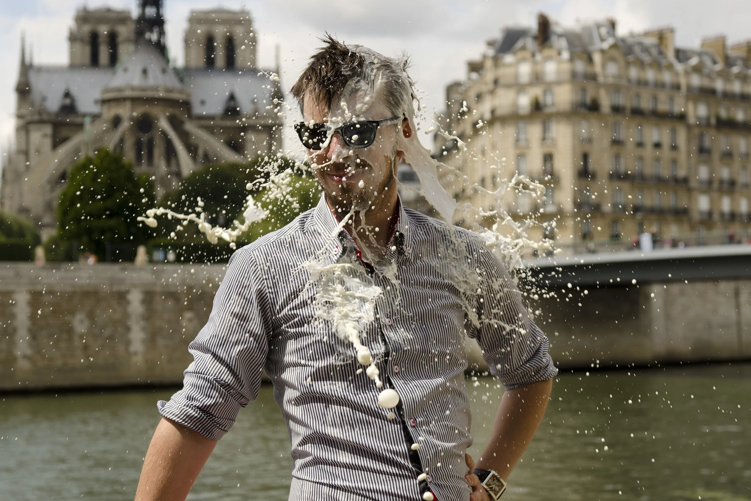 LE GRAND SPECTACLE DU LAIT // the magnificent spectacle of the milking ...