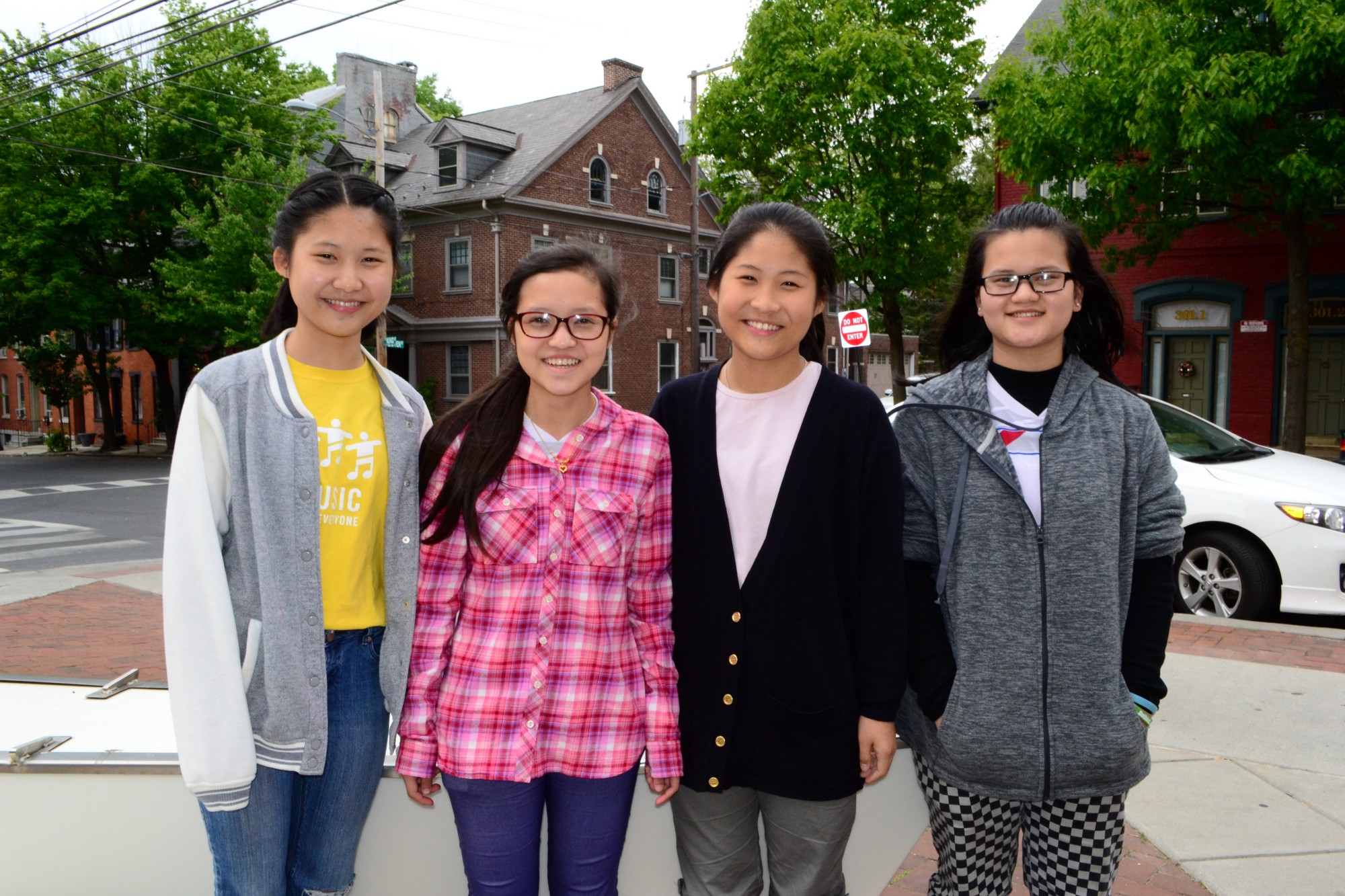 Mimi, Ler, Pree Pree and Hsa Kpru in Lancaster, Pennsylvania. (Courtesy of Tess Thomas / Malala Fund)