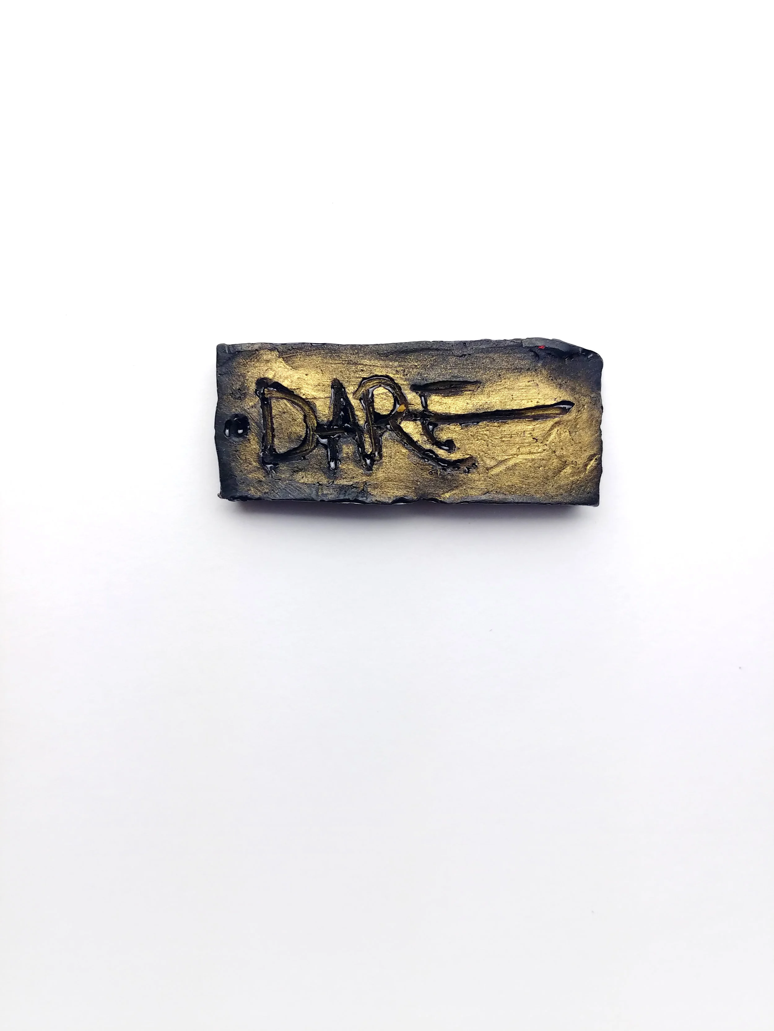 dare1.jpg