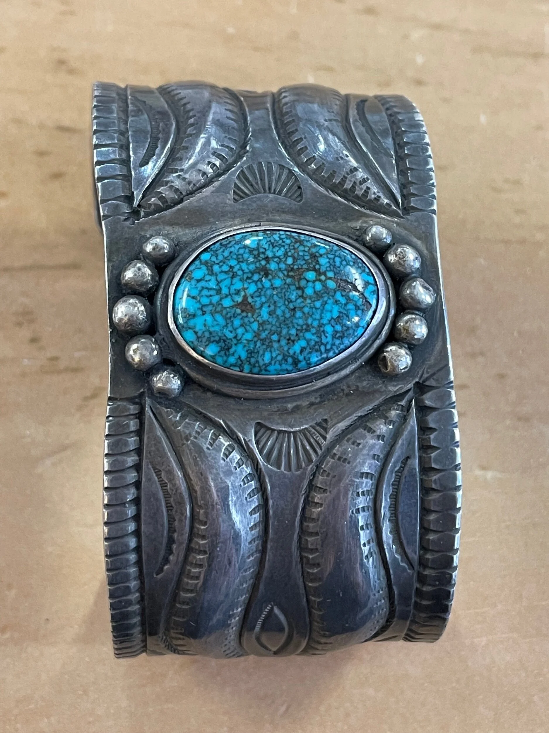 8EF38810-FE61-4B0C-A239-6C89D7817C91