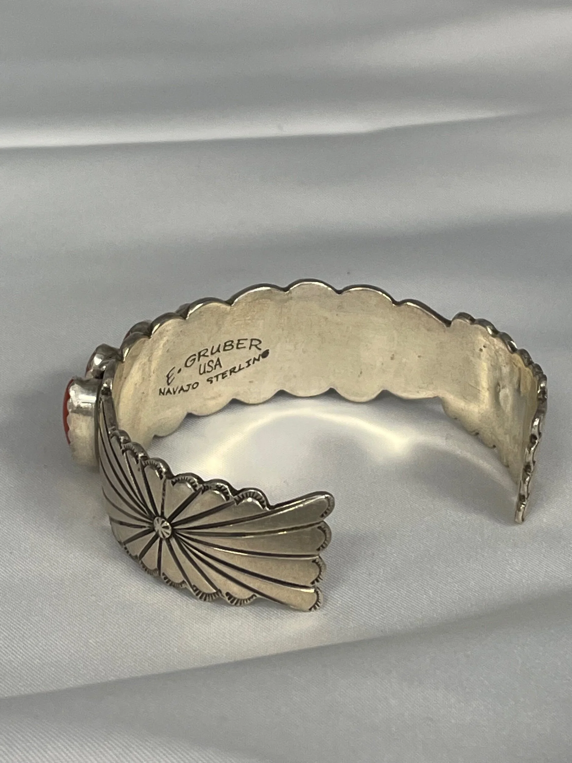 1DC996CC-271E-4DA5-A39A-B2ACB4D56D72