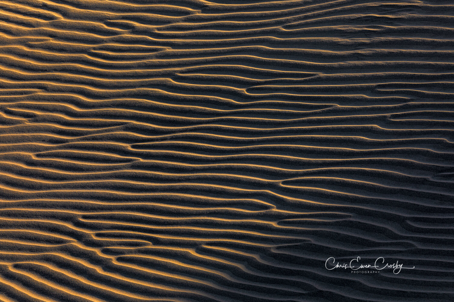 Epileptic Light sand dune abstract full