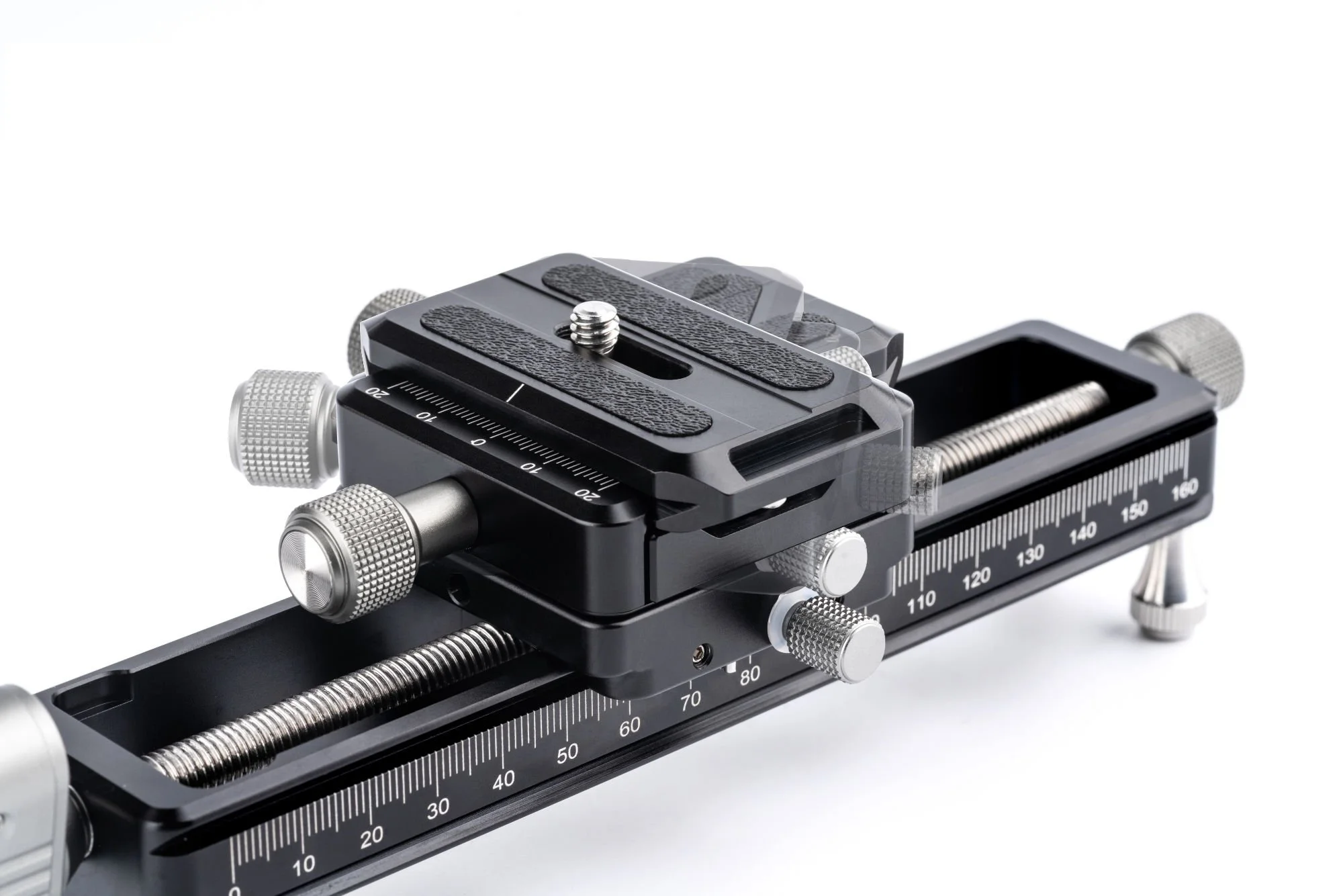 NiSi-Macro-Focusing-Rail-NM-180-with-360-Degree-Rotating-Clamp-Rotating-Clamp.jpg
