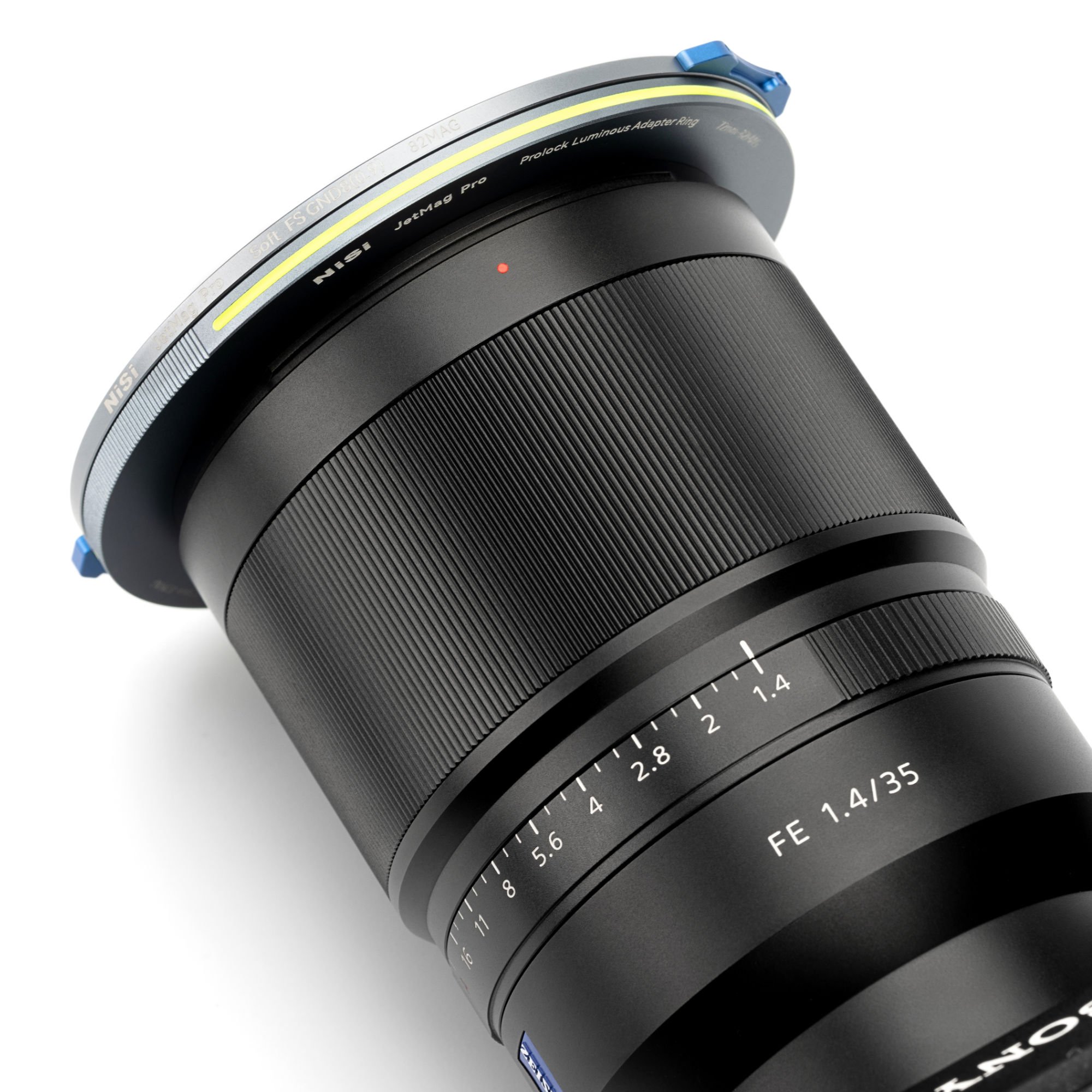 nisi-prolock-luminous-82mag-lifestyle-06.jpg