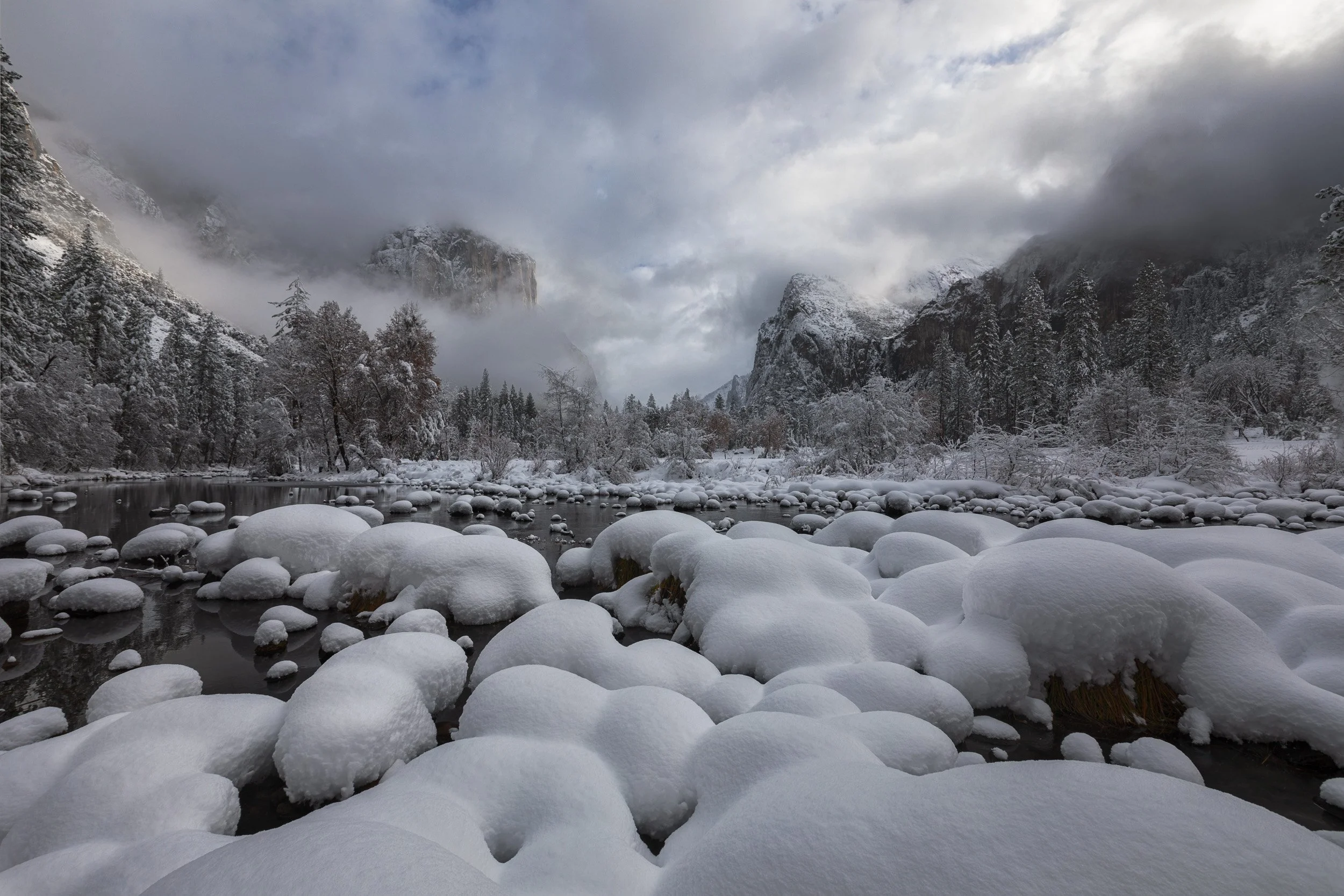 yosemite-valley-winter-snow-pillows-merced-river-print.jpg