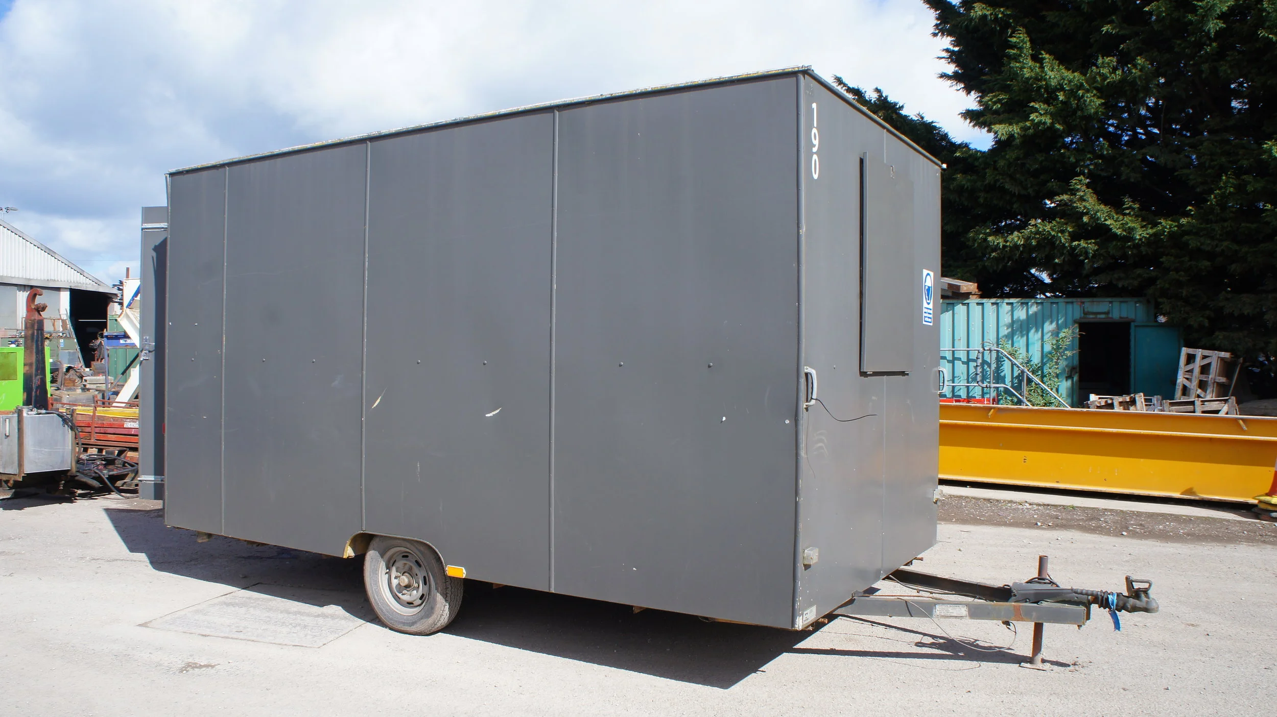 Container & Cabin Hire — I T Williams Company Limited