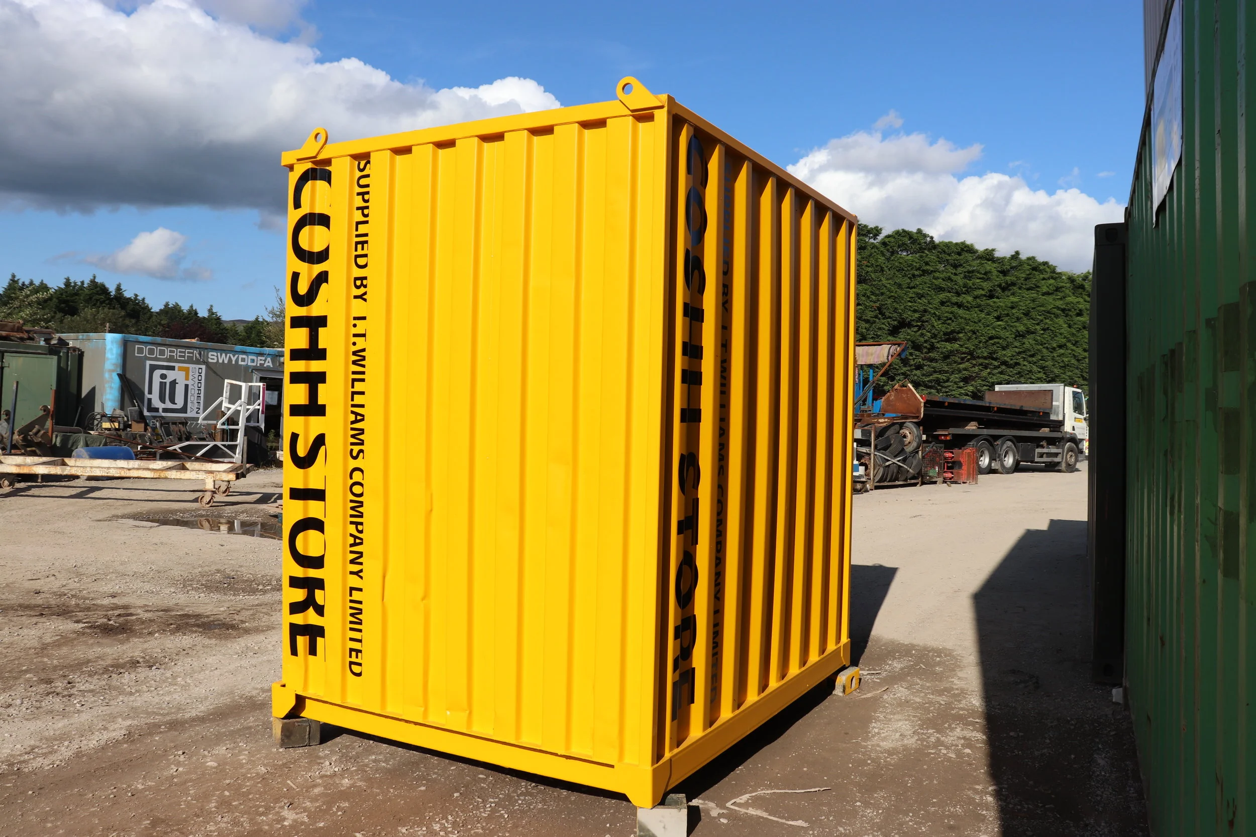 FOR HIRE 8'X6' COSHH STORE WITH RAMP (REF COSHH10) — I T Williams