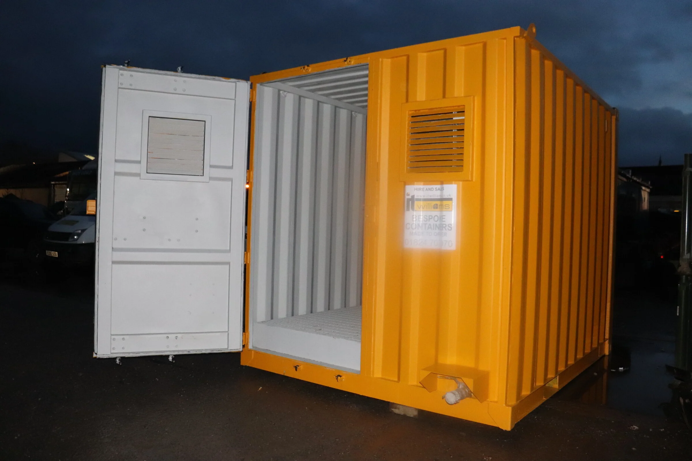 *COSHH22* NEW 10' X 8' COSHH CONTAINER — I T Williams Company Limited