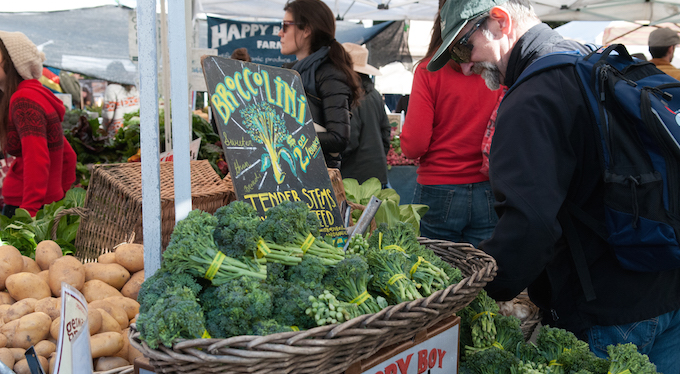 farmers-market-temescal-oakland-food-tour-broccolini.jpg