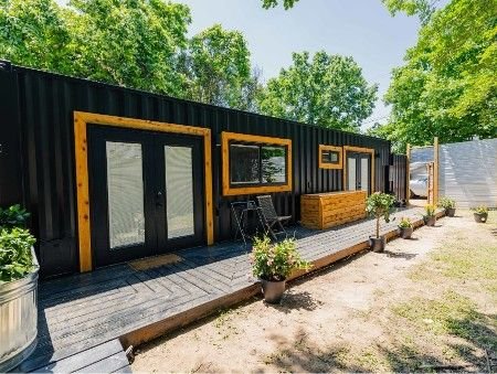 30 Amazing-Looking Houses Built From Recycled Shipping Containers