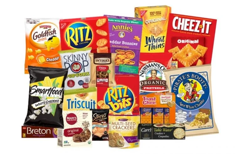 choosing-healthy-crackers-and-snacks-header-min-3-750x491.jpg