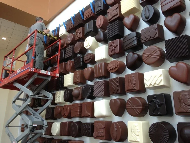 Lincoln_Candy+Box_Donald+Lipski_Public+Art+Services_J+Grant+Projects_1.jpg