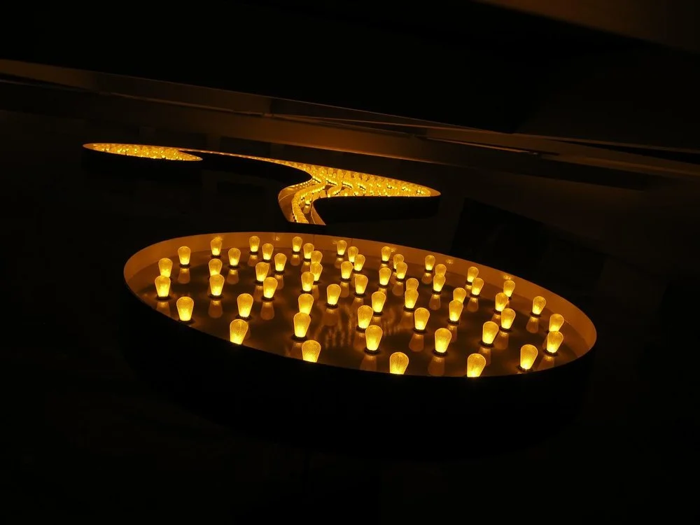Madison_Question+Mark_Rosario+Marquardt+&+Roberto+Behar_R&R+Studios_Public+Art+Services_J+Grant+Projects_17.jpg