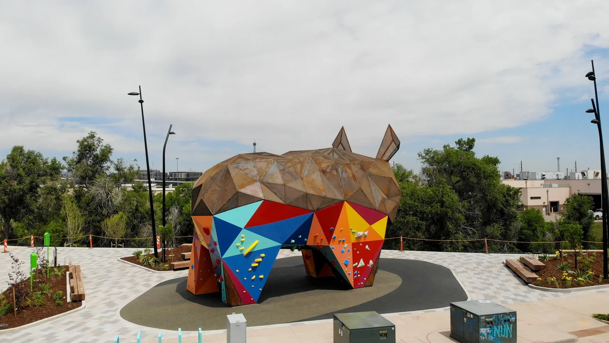 editedWEB_RhingoReveal-17 Credit DenargoMarket.jpg