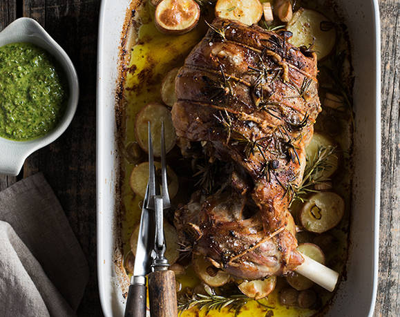 Roast Lamb with Potatoes &amp; Leeks