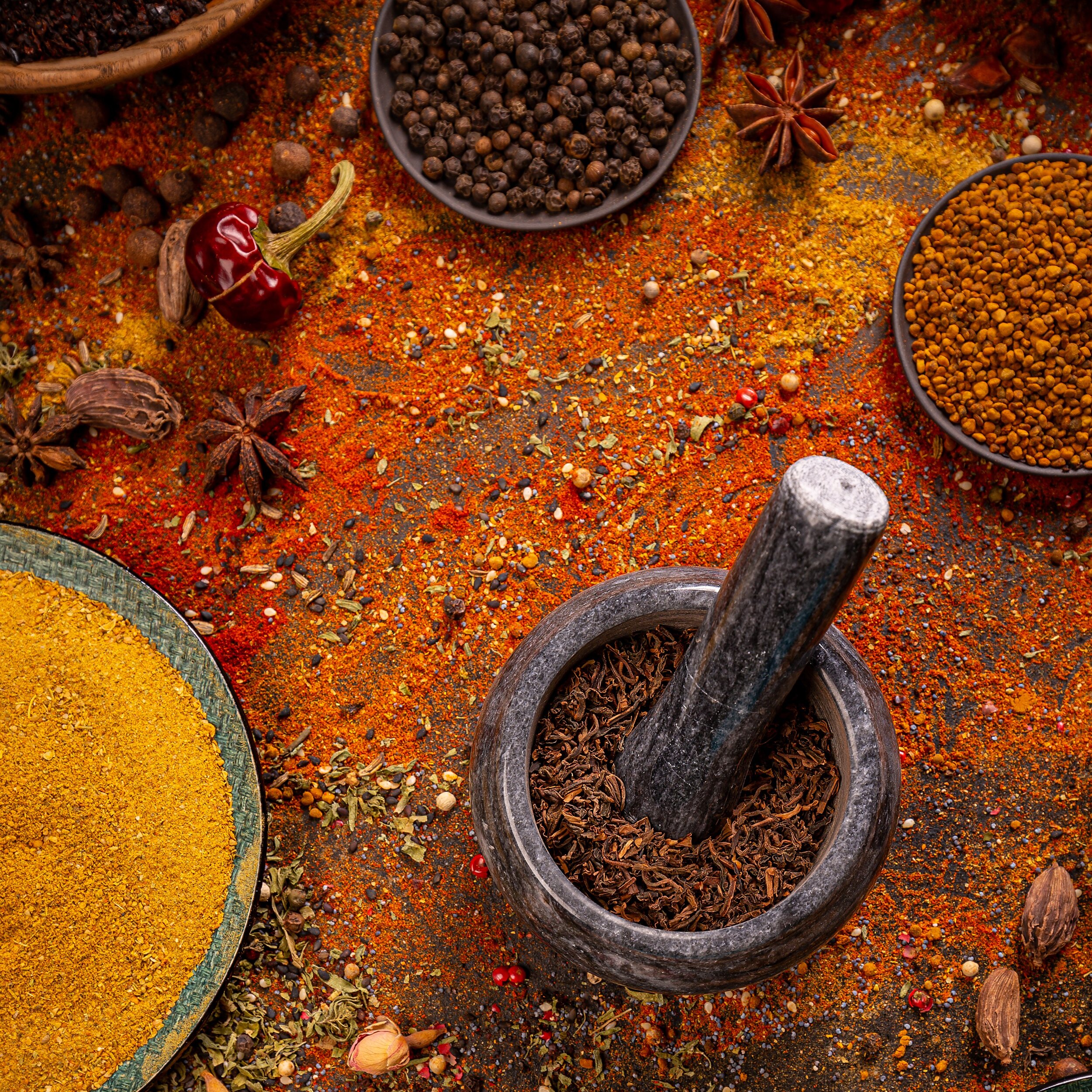 colorful-mix-of-spices-Z9BW8GL.jpg