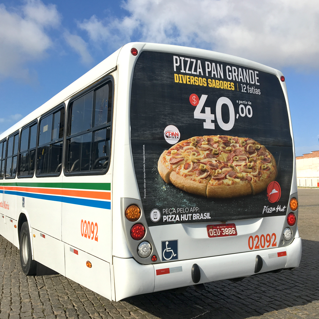 Copy of Copy of Anúncio na traseira do ônibus