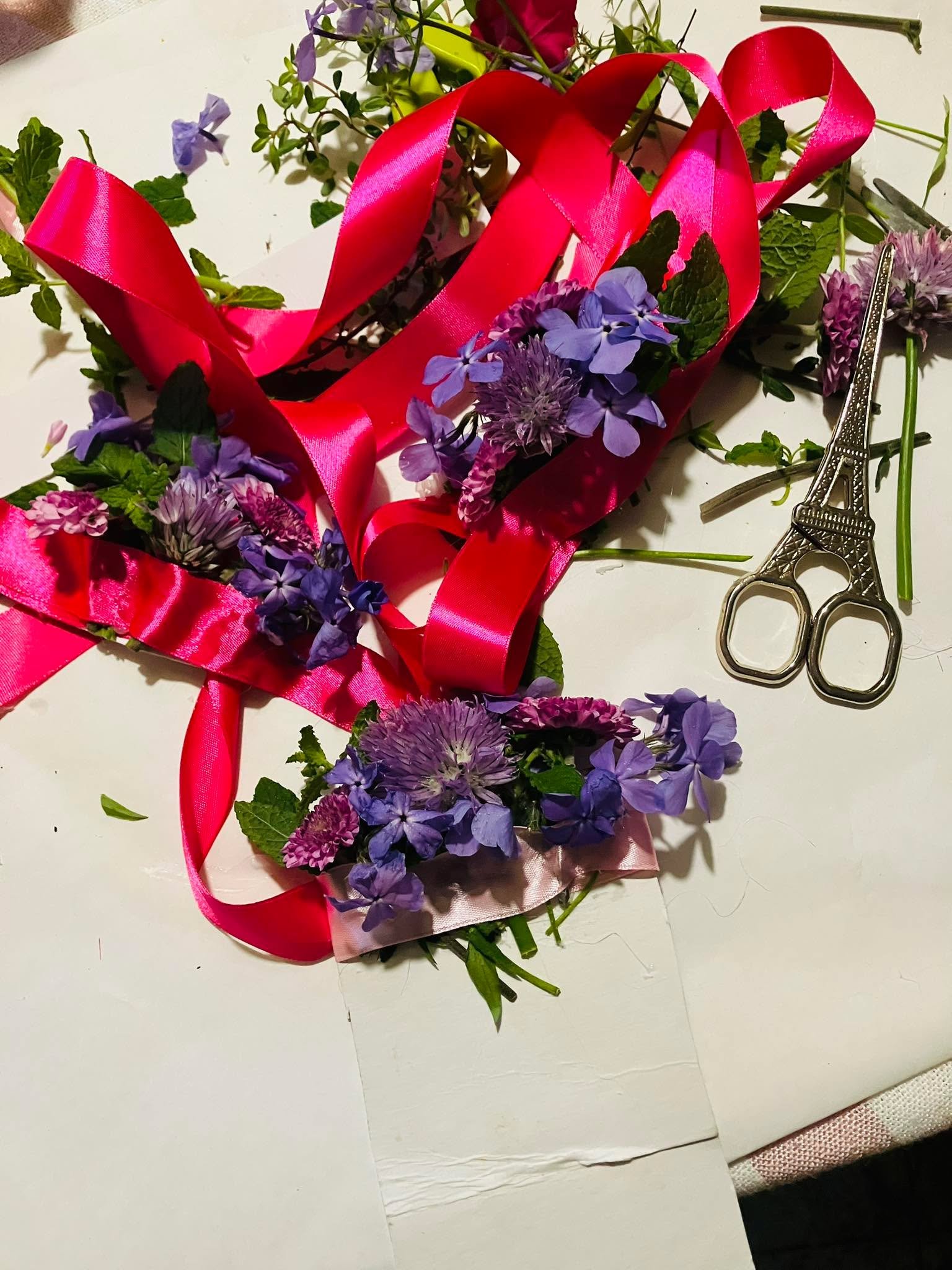 We&rsquo;re going to a wedding and I&rsquo;m making Pocket boutonni&egrave;re and wrist corsages for the 3 of us. Used strawberry mint, phlox, chives and pink flowers