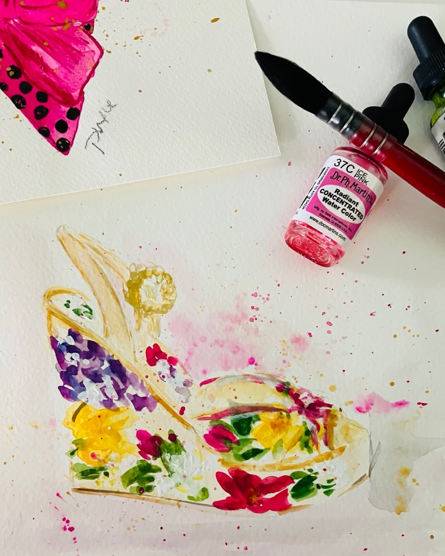 Vintage @dolcegabbana flower wedge shoe from @historicnewengland collections