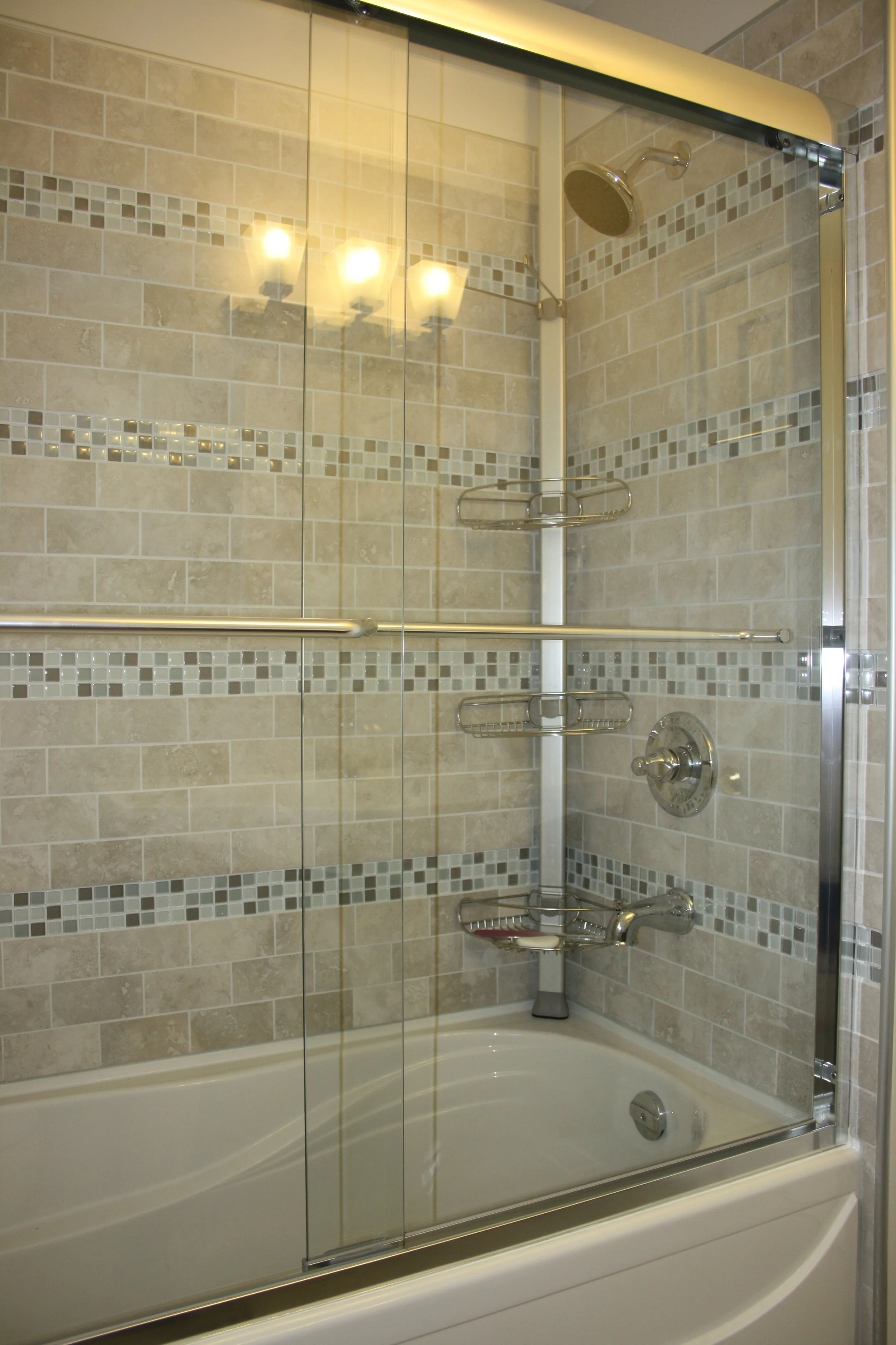 D&G Bathroom Tub - After(1).JPG