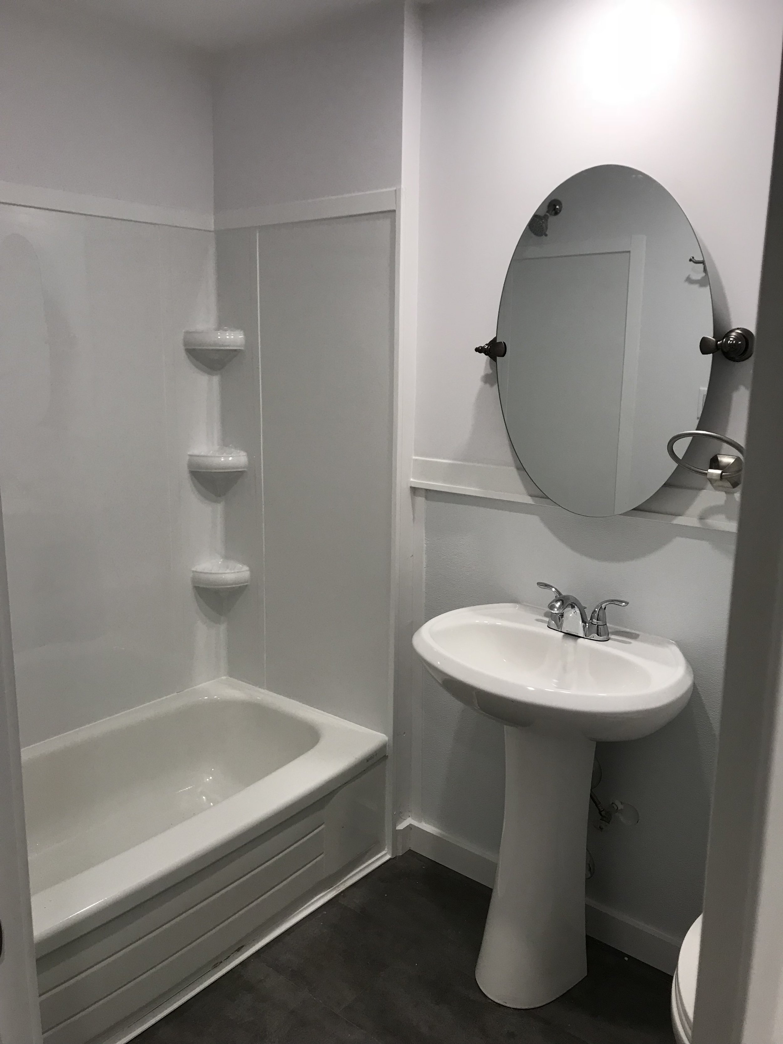 Gibson1 Bathrm - D-After(4).JPG