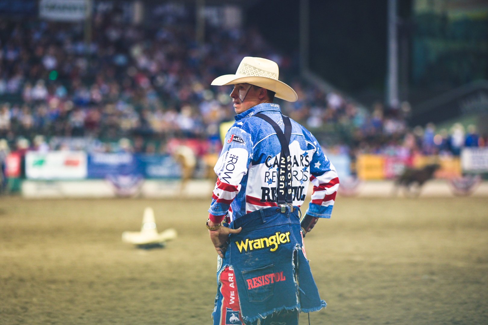 Cody Webster stomped by bull at Cheyenne Frontier Days!  #codywebsterbullfighting 