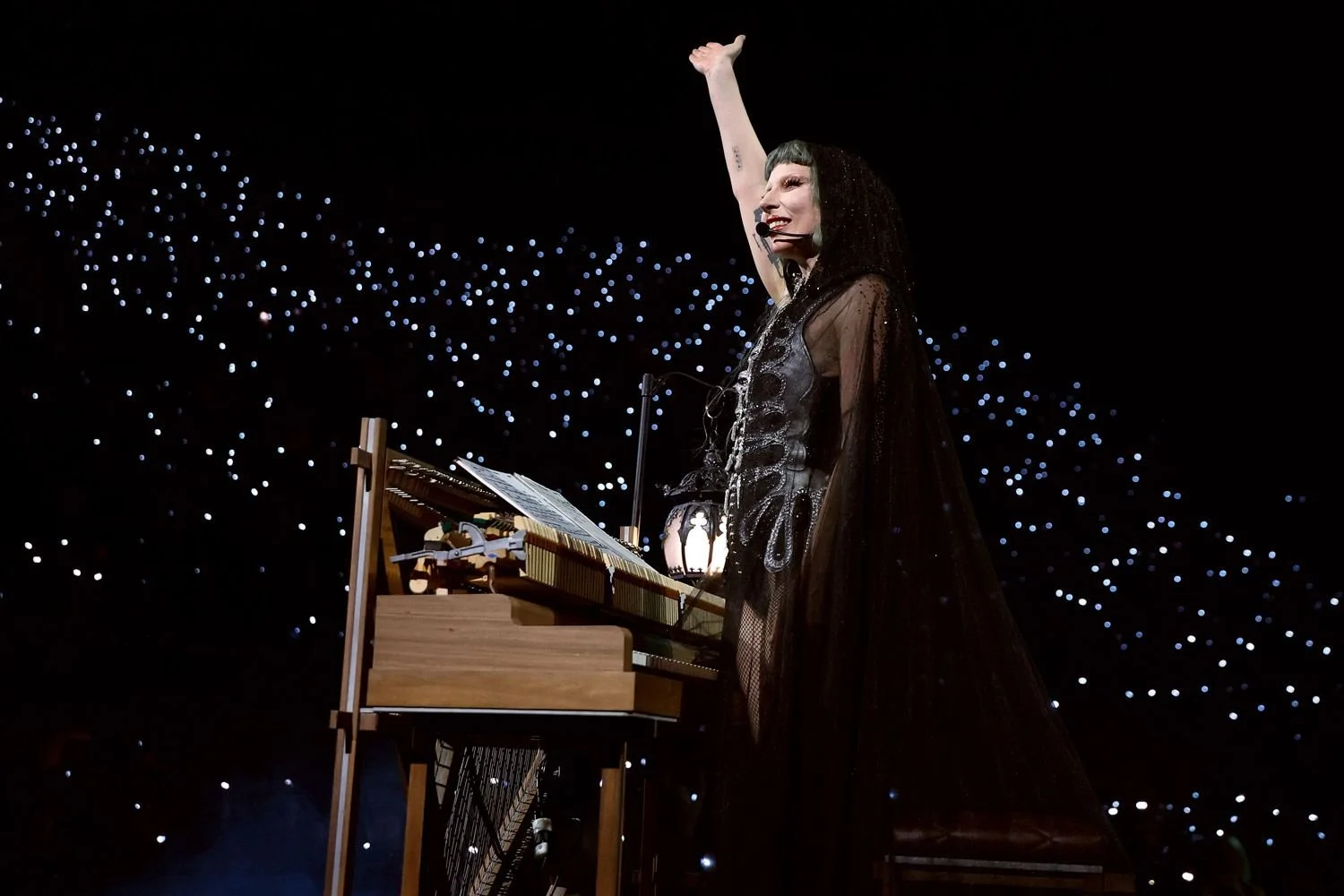 Lady-Gaga-Mayhem-Ball-Tour-073025-01-614fea1e80f34d47b03faa81ac96afa0.jpg
