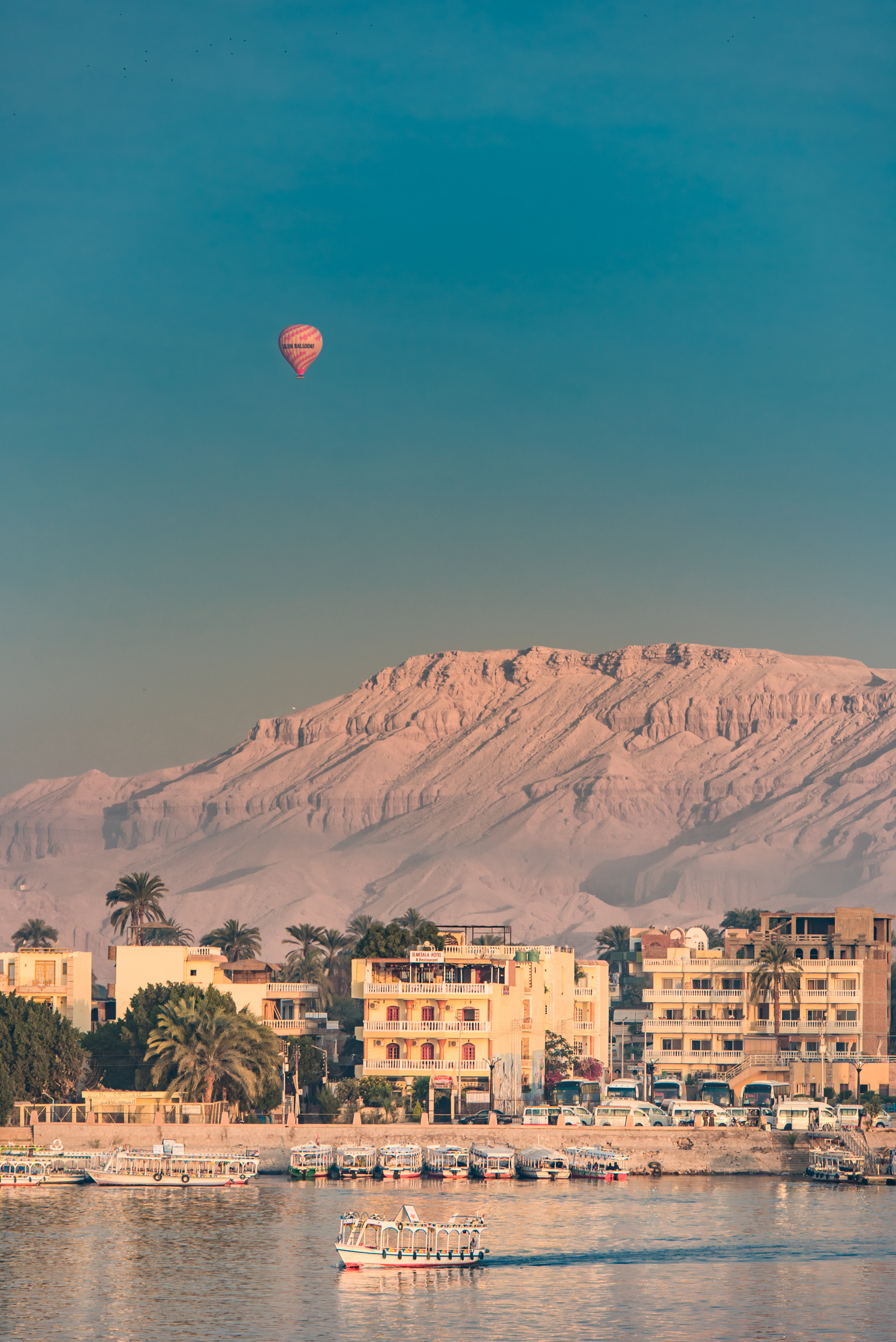 Egypt Valley of Kinds_CaptureCraft-5.jpg
