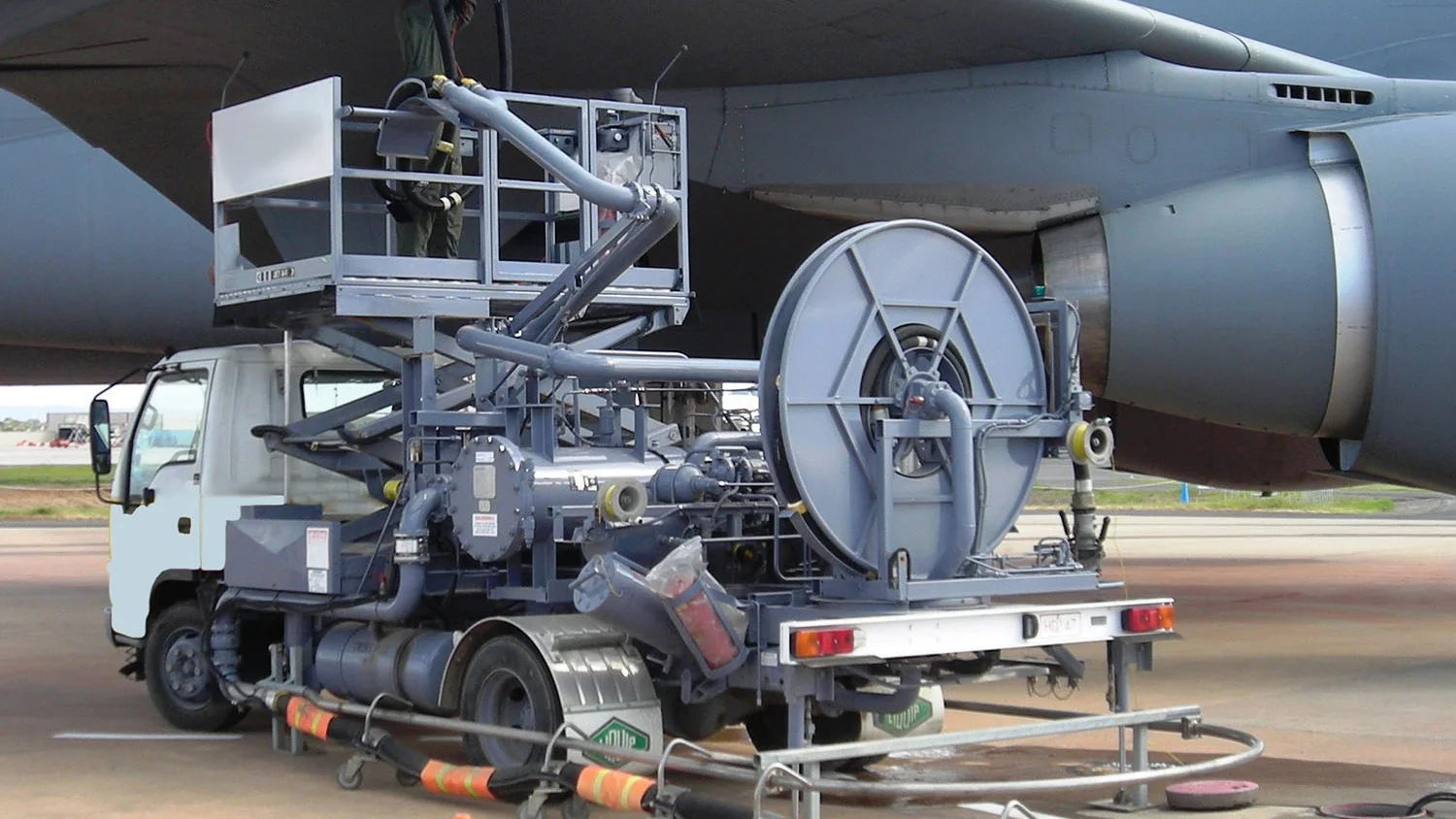 workshop-aviation-airplane.jpg