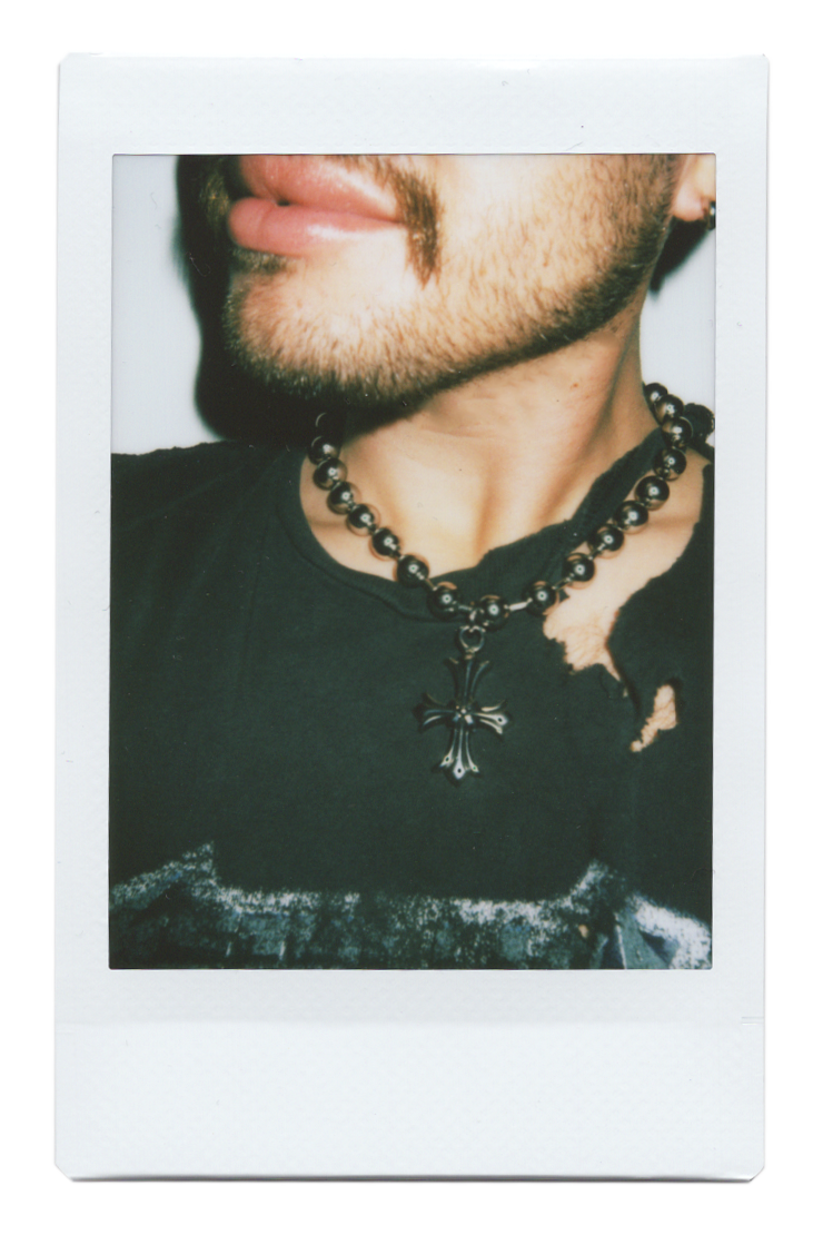 GOTH-CROSS-CHAIN.png