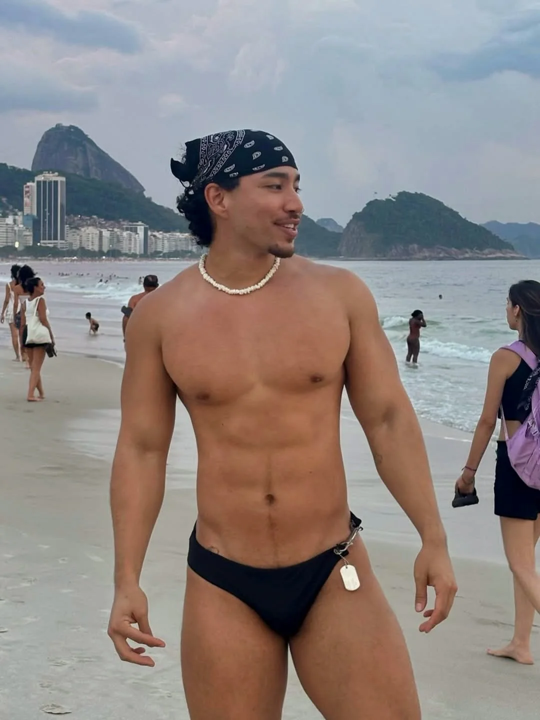 2 SEXY FOR U SWIM BRIEF 🥵🥵🥵 @themand0g