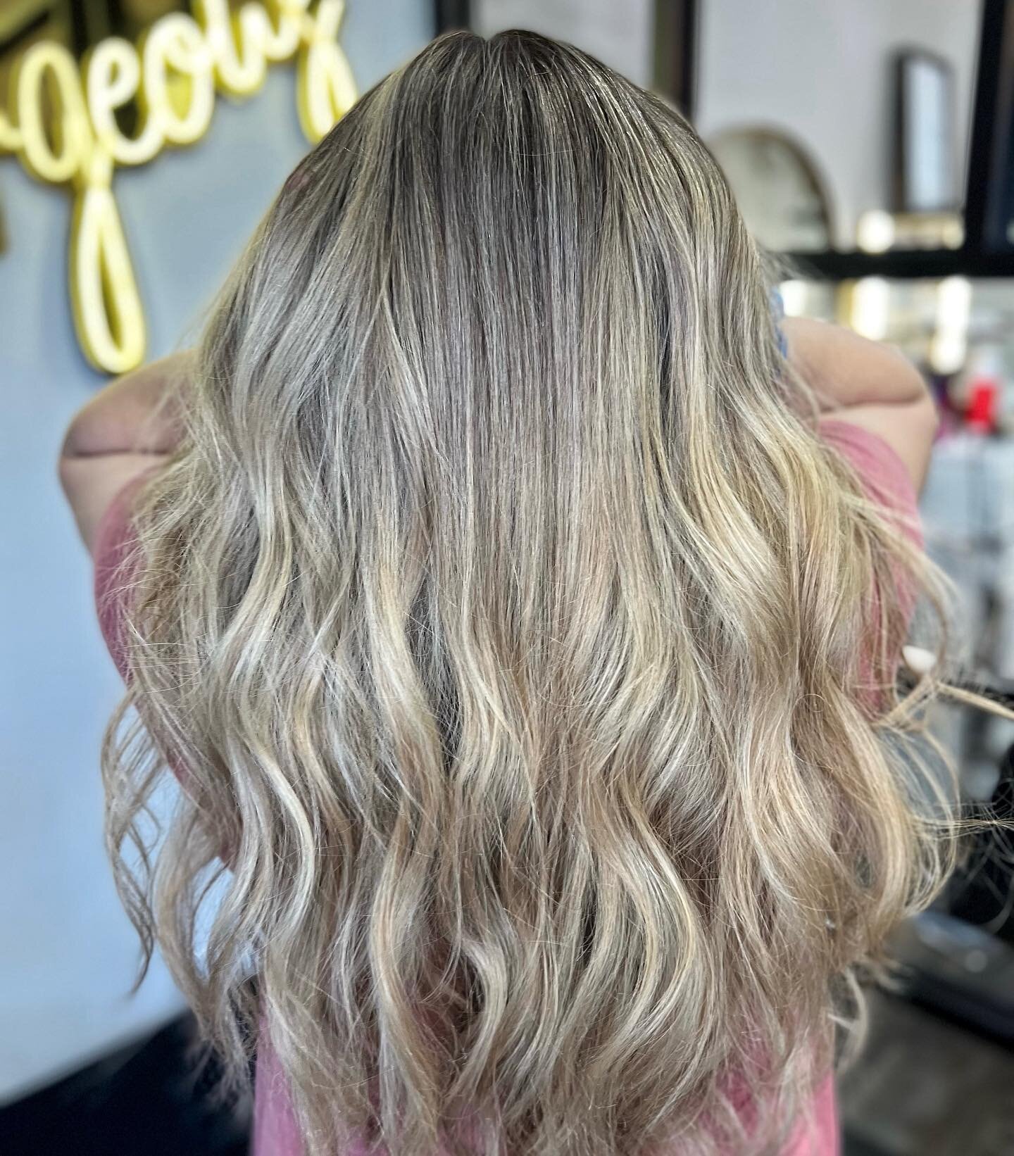 ✨ISA✨ 

Back, side &amp; close up of this blended blondie 💛 

.
.
.
#blondehighlights#azblonde#azhairstylist#azhair#azhairsalon#schwarzkopfprofessional#redkenshadeseq#blondeme#goodyearhairstylist#surprisehairstylist#verradohairstylist#licensedtocrea