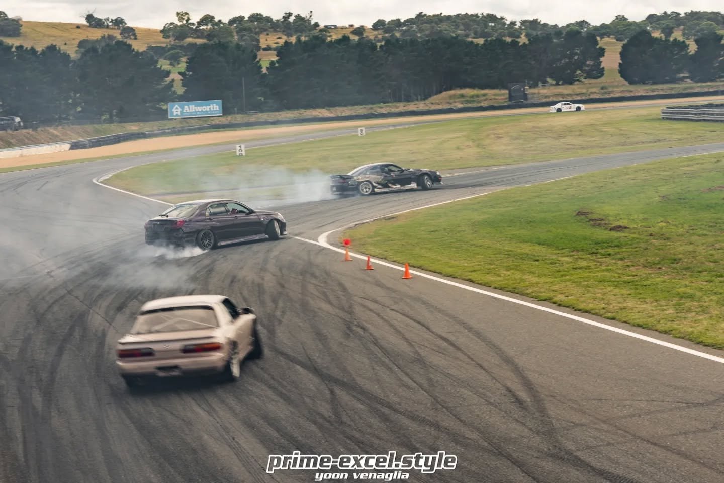 Cursed cars + team shit
@jye_nahh 
@chevellescurse 
@forksforks 
.
.
.
.
.
#s13 #silvia #s14 #200sx #1jz #ls1 #toyota #nissan #jzx110 #verossa #cursedsundays