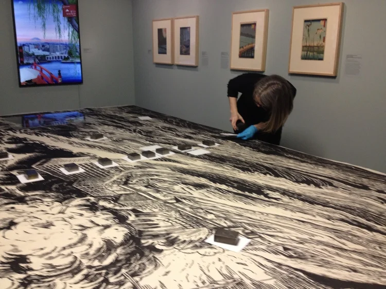 On+Site+Fitting+of+Large+Artworks (2).jpeg
