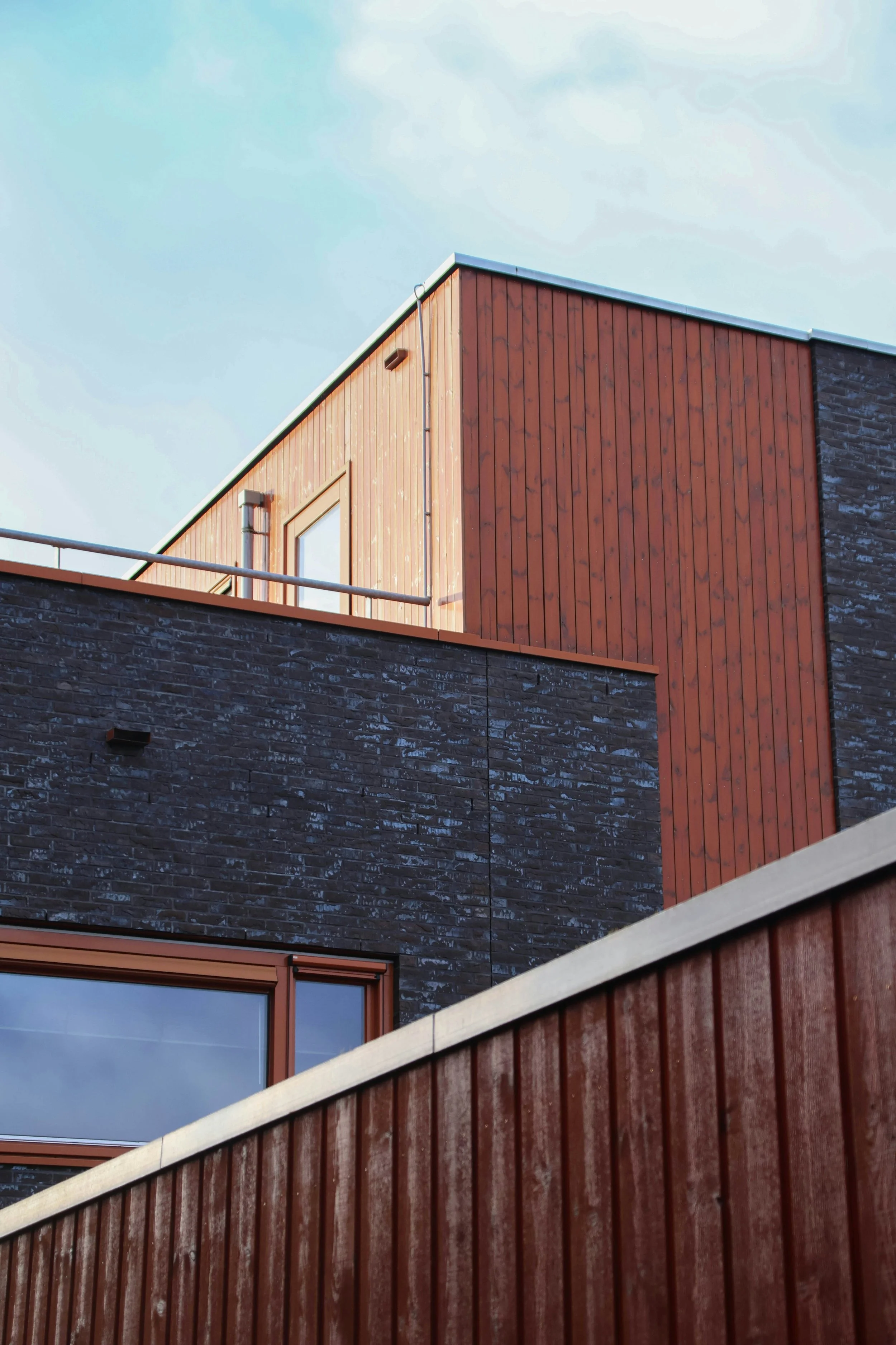 Et moderne eiendom bygget nylig av en håndverksbedrift i byggebransjen