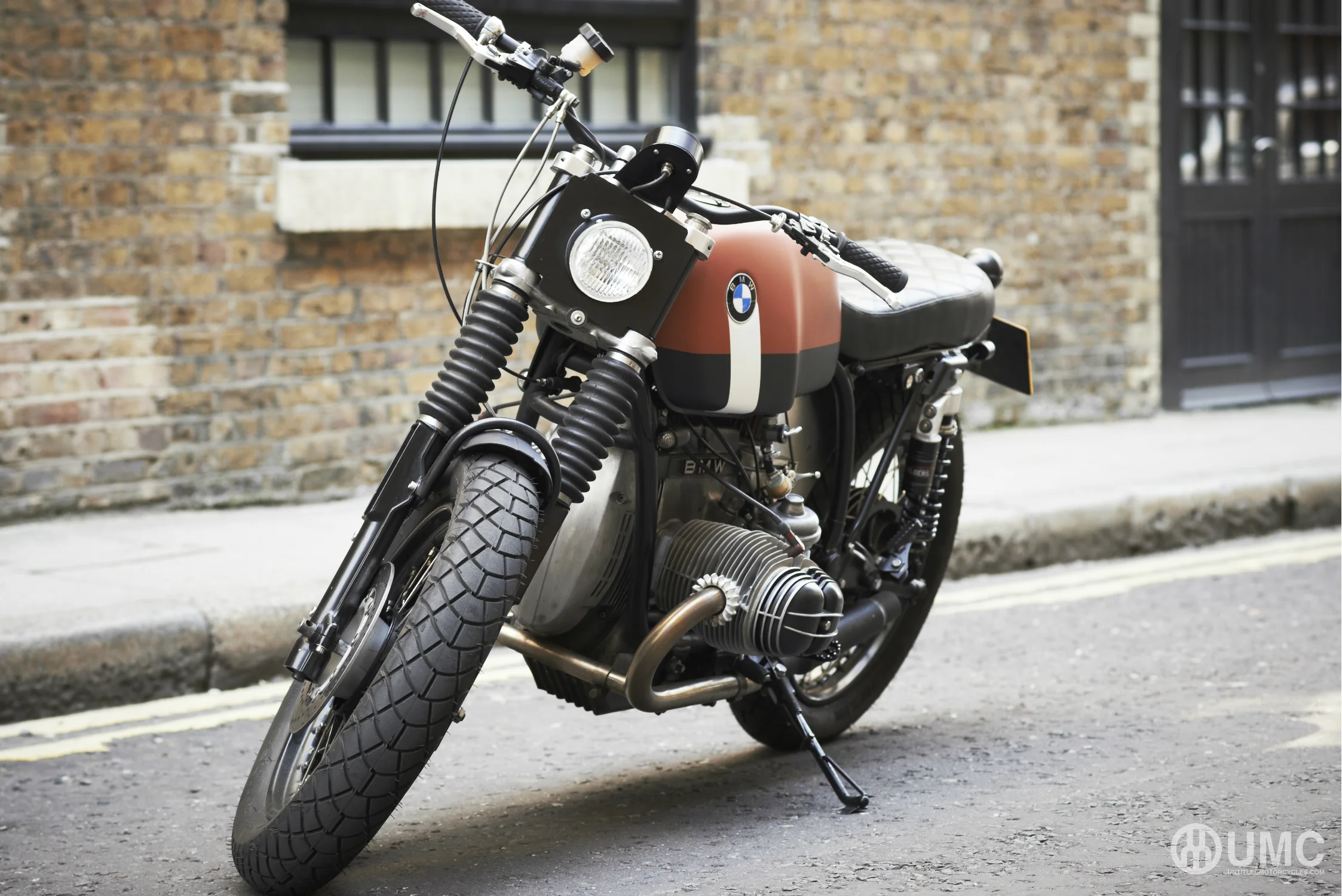 UMC025_Tracker_BMW_001.jpg