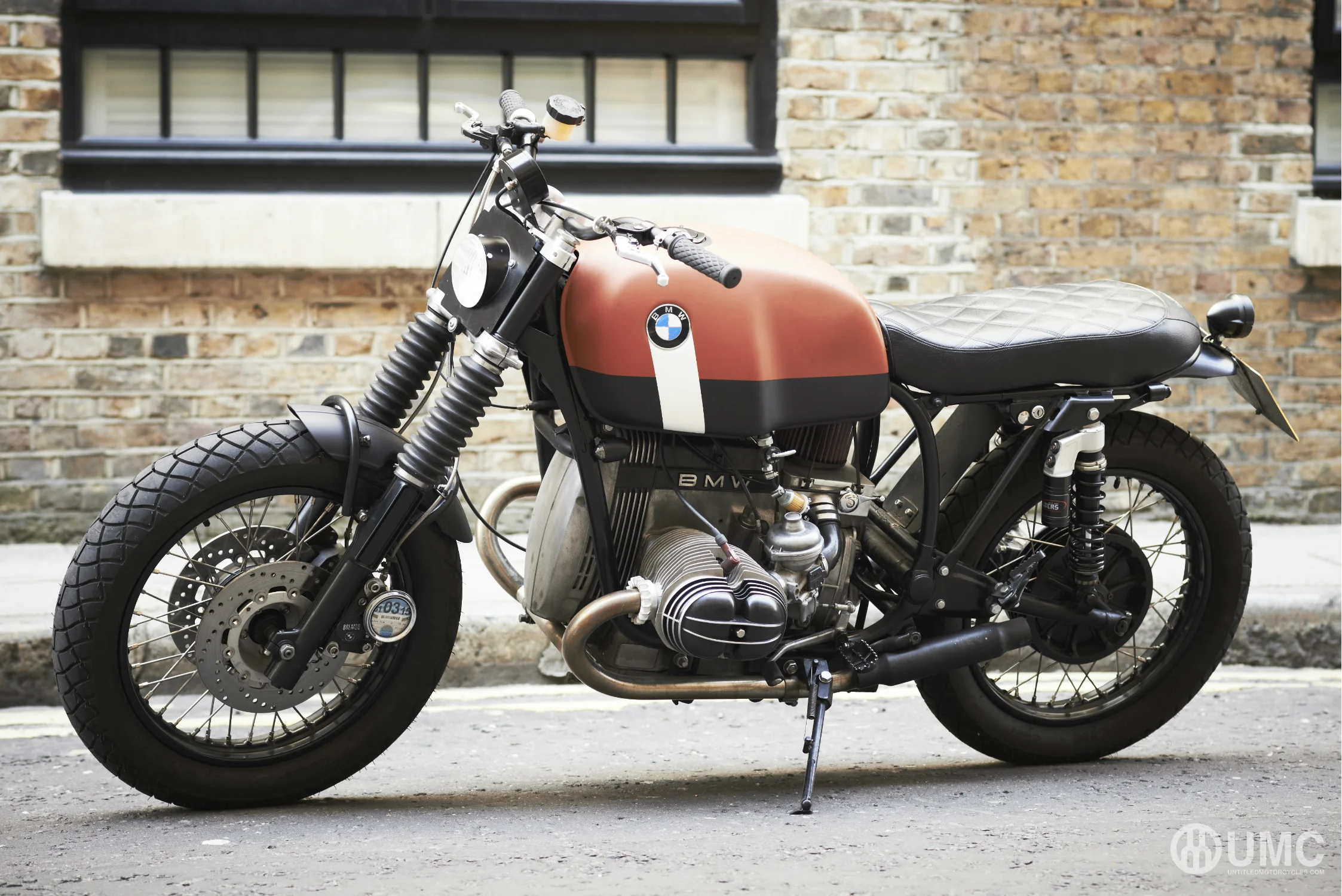 UMC025_Tracker_BMW_002.jpg