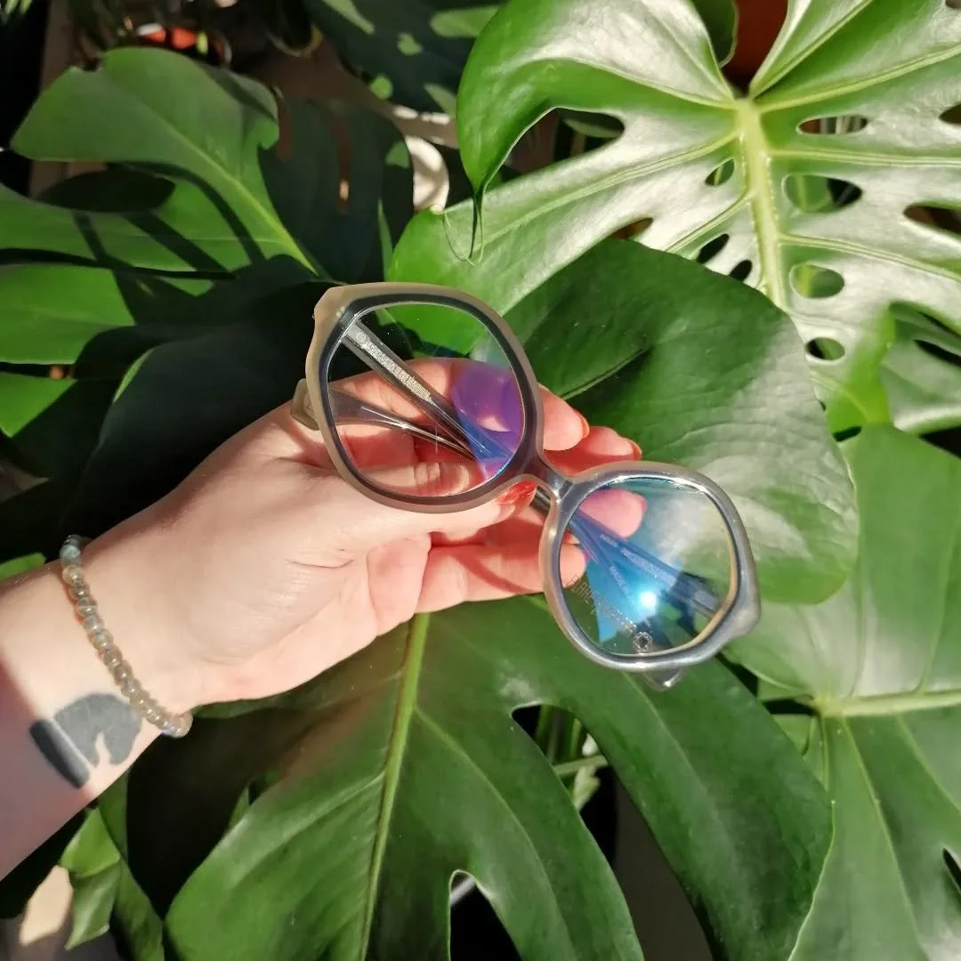 INGLES by @blakekuwahara