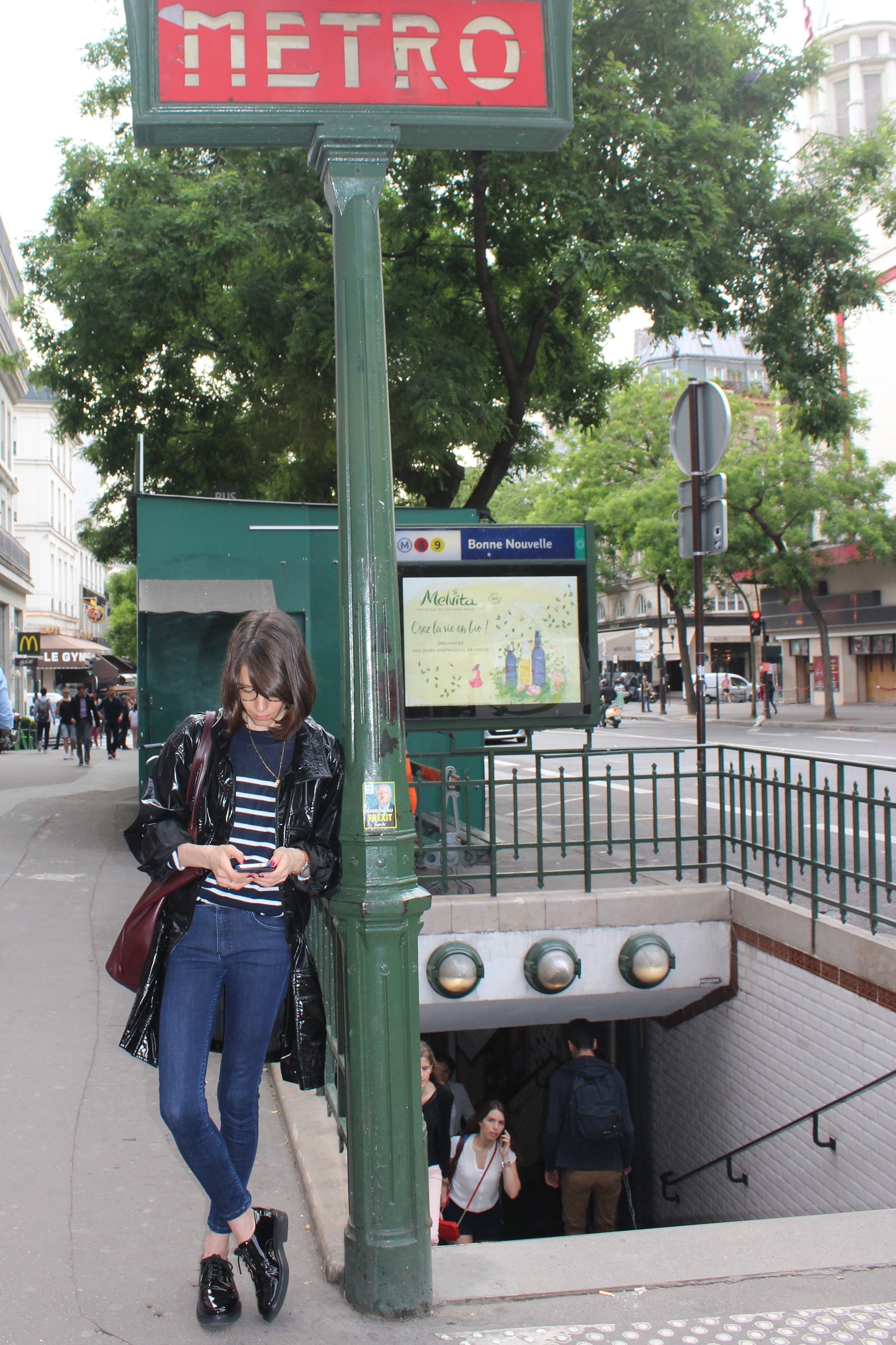 ESTELLE, METRO BONNE NOUVELLE